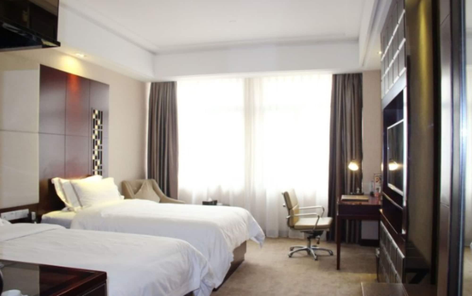 ปอย่า ฮอลิเดย์ โฮเต็ล Hotel กวางโจว ภายนอก รูปภาพ