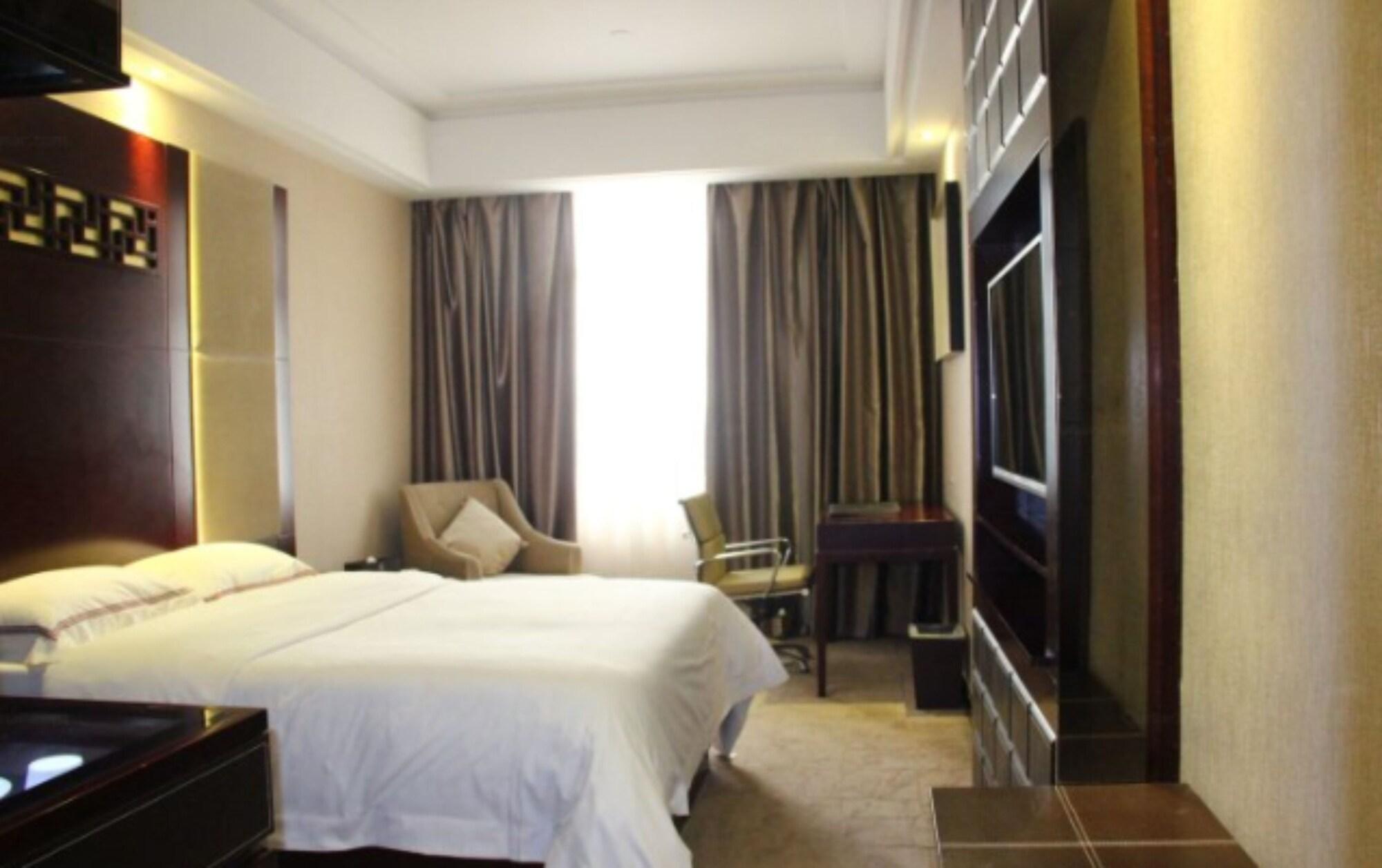 ปอย่า ฮอลิเดย์ โฮเต็ล Hotel กวางโจว ภายนอก รูปภาพ
