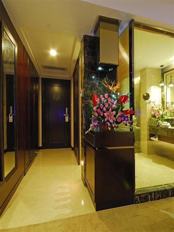 ปอย่า ฮอลิเดย์ โฮเต็ล Hotel กวางโจว ห้อง รูปภาพ